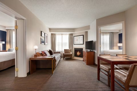 Suite, 2 Bedrooms | Premium bedding, desk, blackout drapes, iron/ironing board