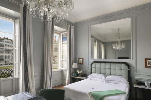 The Santa Maria Novella Master Suite | Premium bedding, free minibar, in-room safe, blackout drapes