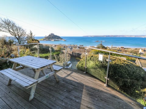 Cottage | Property grounds