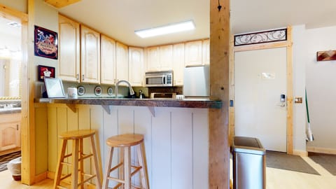 Condo, 1 King Bed with Sofa bed, Patio, Mountain View (Summit Cozy Condo Getaway) | Private kitchen | Coffee/tea maker