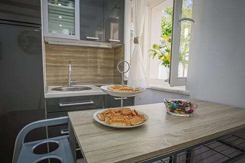 Junior Studio | Private kitchen | Coffee/tea maker, electric kettle