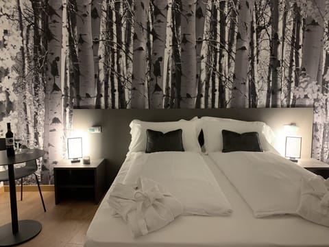 Triple Room | Egyptian cotton sheets, premium bedding, down comforters, pillowtop beds