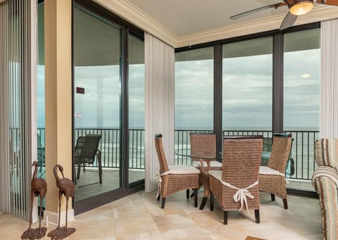 Condo, 3 Bedrooms | Property grounds