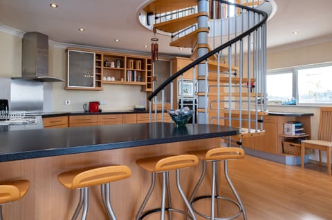 Fridge, electric kettle, toaster, cookware/dishes/utensils