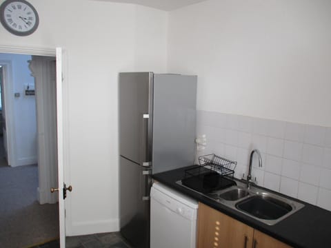 Apartment | Private kitchen | Fridge, microwave, oven, stovetop