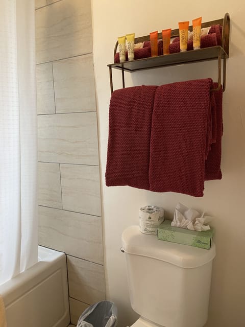 Suite, Multiple Beds, Kitchen | Bathroom amenities | Shower, free toiletries, hair dryer, bathrobes