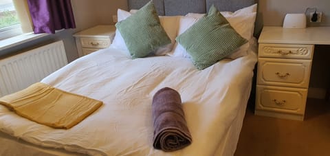 Exclusive Room | Soundproofing, free WiFi, bed sheets