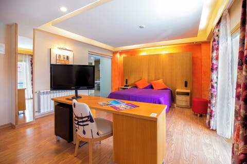 Superior Double Room, Terrace | In-room safe, desk, free WiFi, bed sheets