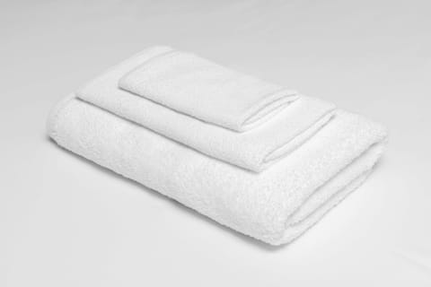 Combined shower/tub, eco-friendly toiletries, hair dryer, towels