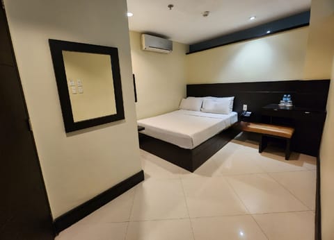 Classic Double Room | Free WiFi, bed sheets