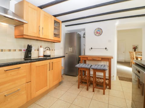 Fridge, dishwasher, electric kettle, toaster