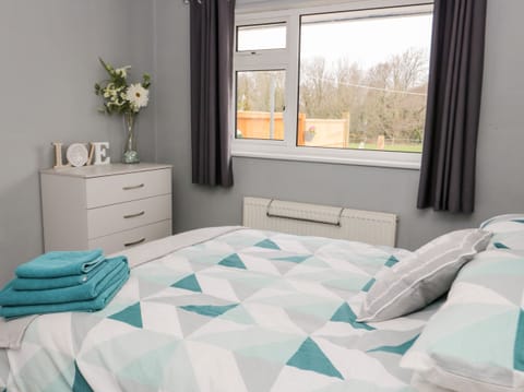 2 bedrooms, individually decorated, individually furnished, free WiFi