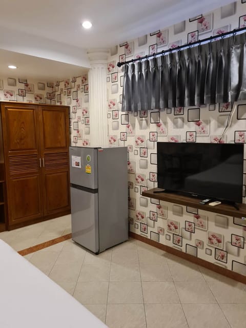 Individually furnished, free WiFi