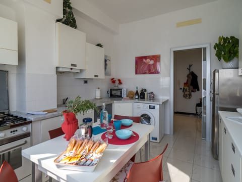 Comfort Apartment, 2 Bedrooms, Sea View, Sea Facing | Private kitchen | Coffee/tea maker, electric kettle, toaster