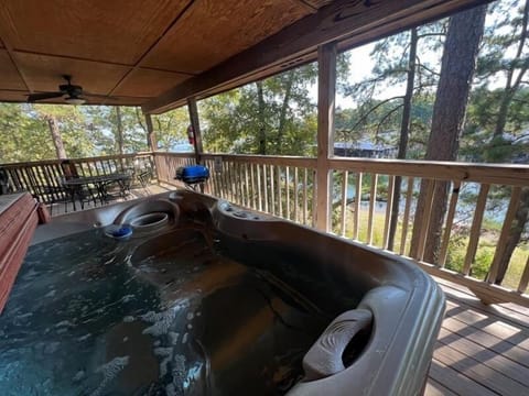 Cottage, 2 Bedrooms | Outdoor spa tub