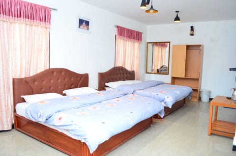 Deluxe Double Room | Free WiFi