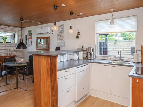 House | Private kitchen