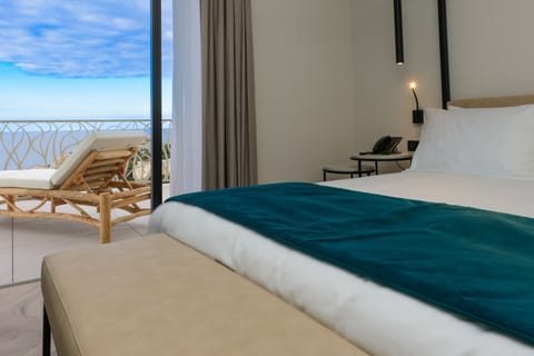 Honeymoon Double Room | Premium bedding, pillowtop beds, minibar, in-room safe