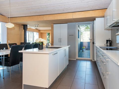 House | Private kitchen