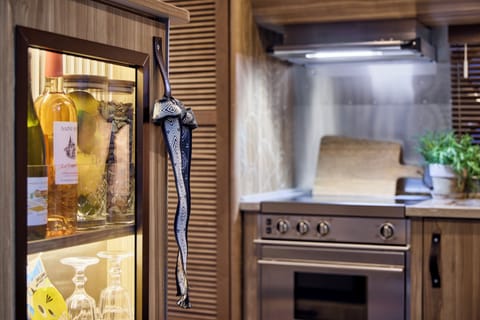 Caravan | Free WiFi, bed sheets