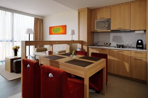 Suite, 1 Bedroom, City View | Premium bedding, in-room safe, desk, blackout drapes