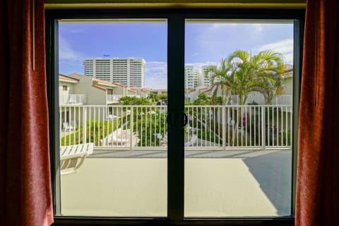 3 bedroom 3 bath townhome | View from room