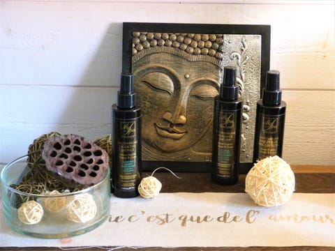 Sauna, steam room, body treatments, body wraps, body scrubs, facials