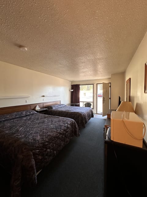 Room, 2 Queen Beds, Non Smoking | Desk, free WiFi, bed sheets