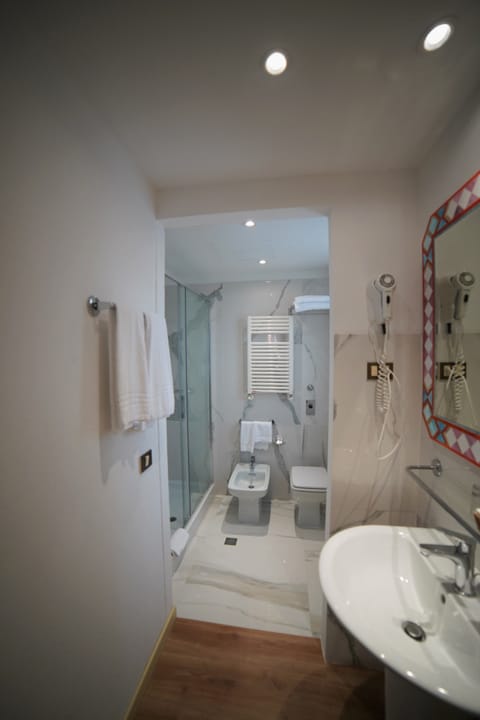 Superior Double or Twin Room | Bathroom | Shower, hair dryer, bathrobes, slippers