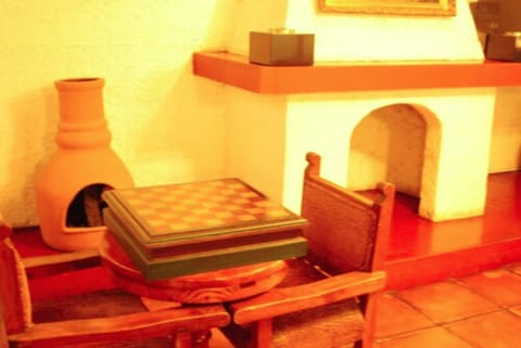 Check-in/check-out kiosk