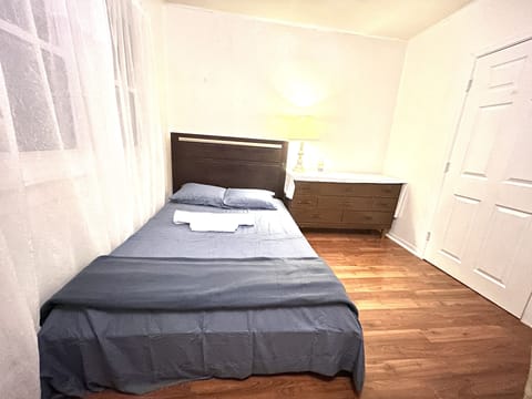 City Single Room 2