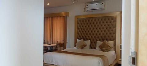 Deluxe Room | Free WiFi