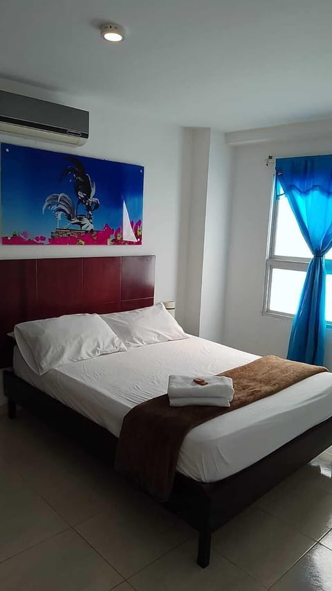 Deluxe Room | Individually furnished, desk, soundproofing, free WiFi