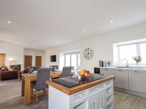 Fridge, dishwasher, electric kettle, toaster