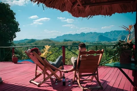 Traditional Cabin | Terrace/patio