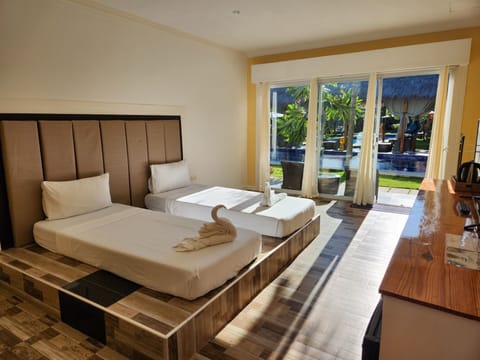 Premier Room | In-room safe, blackout drapes, free WiFi