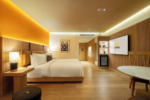 Junior Suite Superior | Premium bedding, minibar, in-room safe, desk