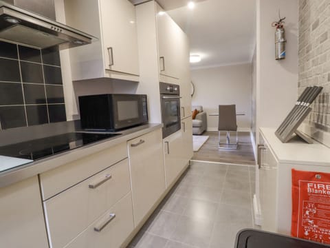 Fridge, dishwasher, electric kettle, toaster