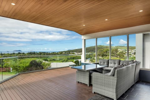 Family House | Terrace/patio