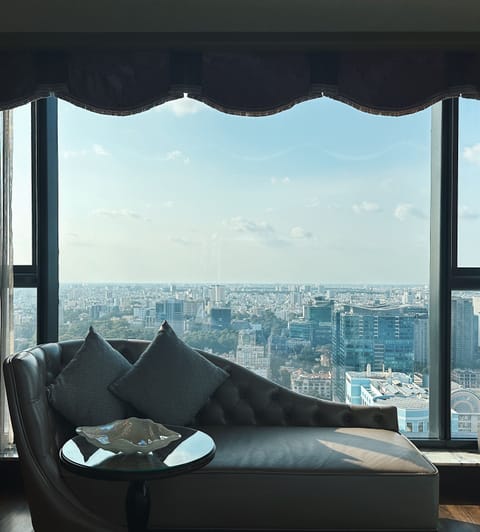 Grand Deluxe Twin, Free Minibar, City or River View | City view