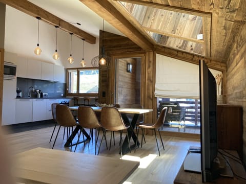 Superior Duplex, 3 Bedrooms, Fireplace (Margaux) | Private kitchen