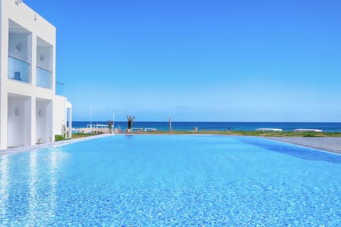 Indoor pool, seasonal outdoor pool