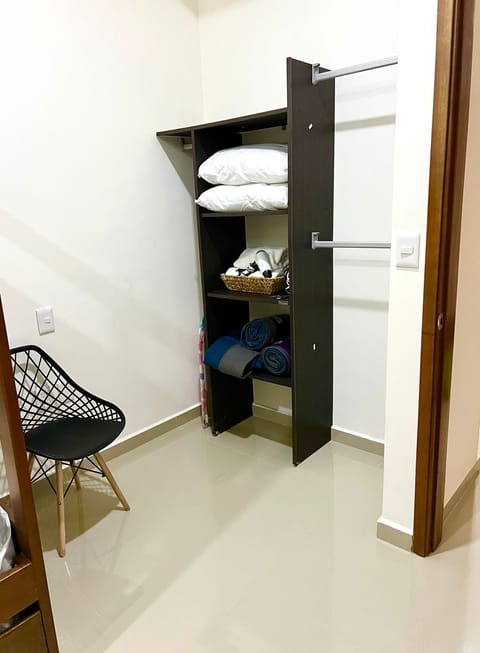 Comfort Apartment | Free WiFi, bed sheets