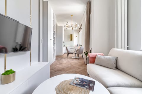 Apartment | 1 bedroom, iron/ironing board, cribs/infant beds, free WiFi