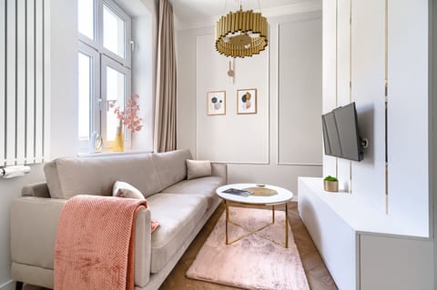 Apartment | 1 bedroom, iron/ironing board, cribs/infant beds, free WiFi