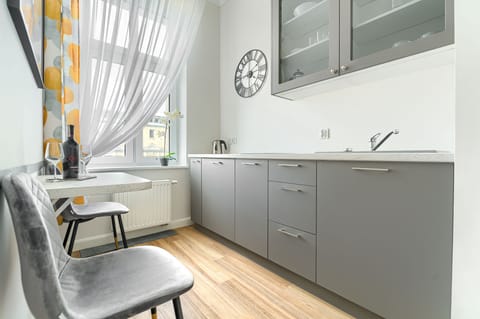 Comfort Apartment | 1 bedroom, iron/ironing board, free WiFi, bed sheets