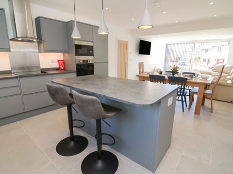 Fridge, dishwasher, electric kettle, toaster