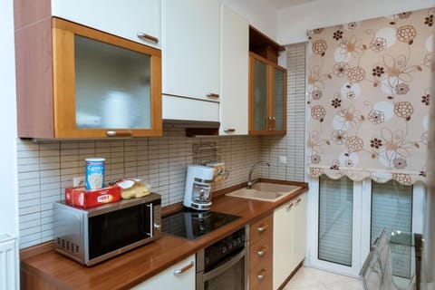 Apartment, Accessible | 2 bedrooms, desk