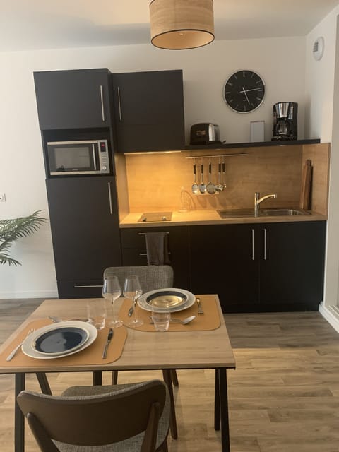 Apartment | Private kitchen | Fridge, microwave, stovetop, electric kettle