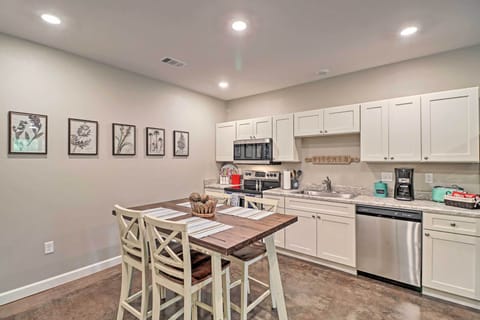 Apartment (1 Bedroom) | Interior